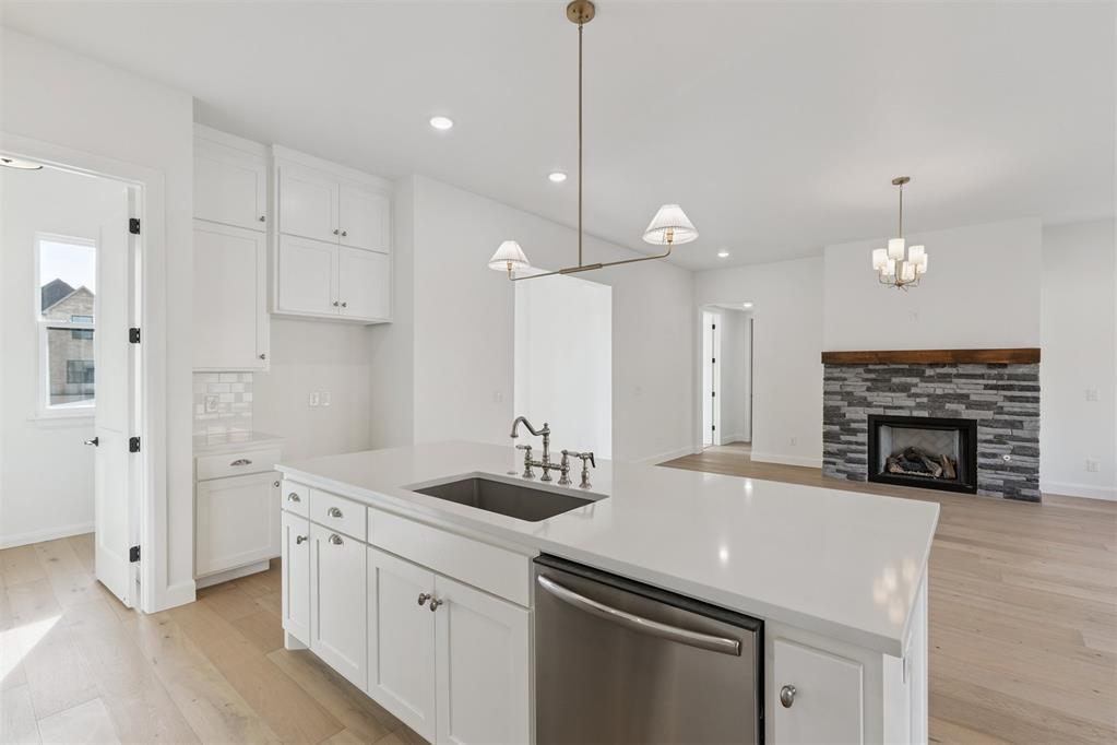 6009 Frankie Lynn Lane