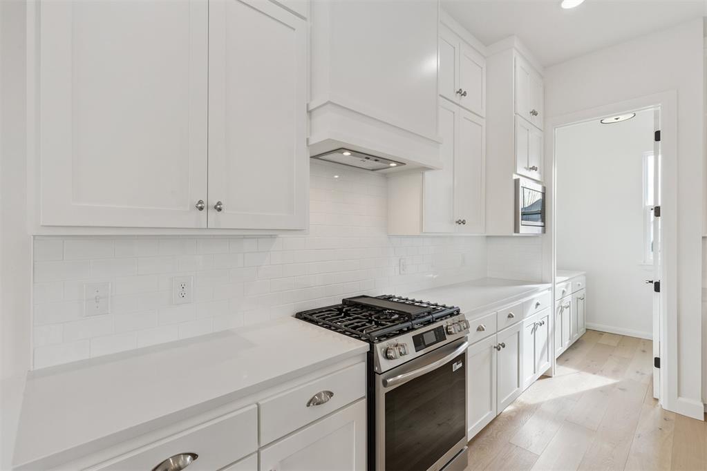 6009 Frankie Lynn Lane