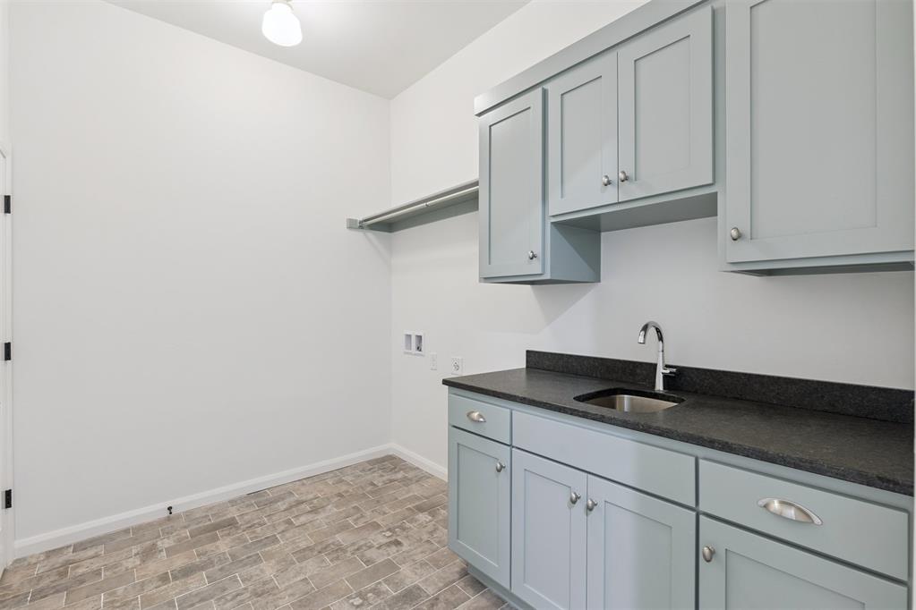 6009 Frankie Lynn Lane