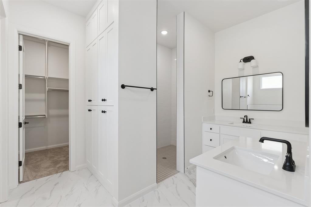 6009 Frankie Lynn Lane