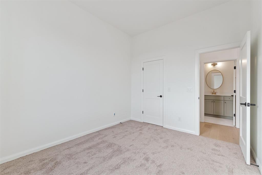 6017 Frankie Lynn Lane