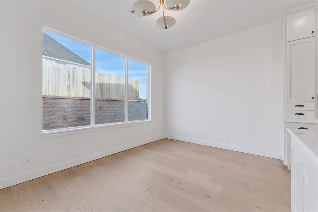 6017 Frankie Lynn Lane