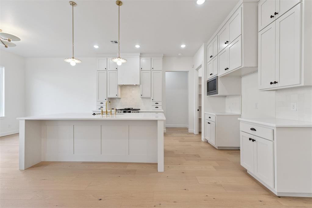 6017 Frankie Lynn Lane