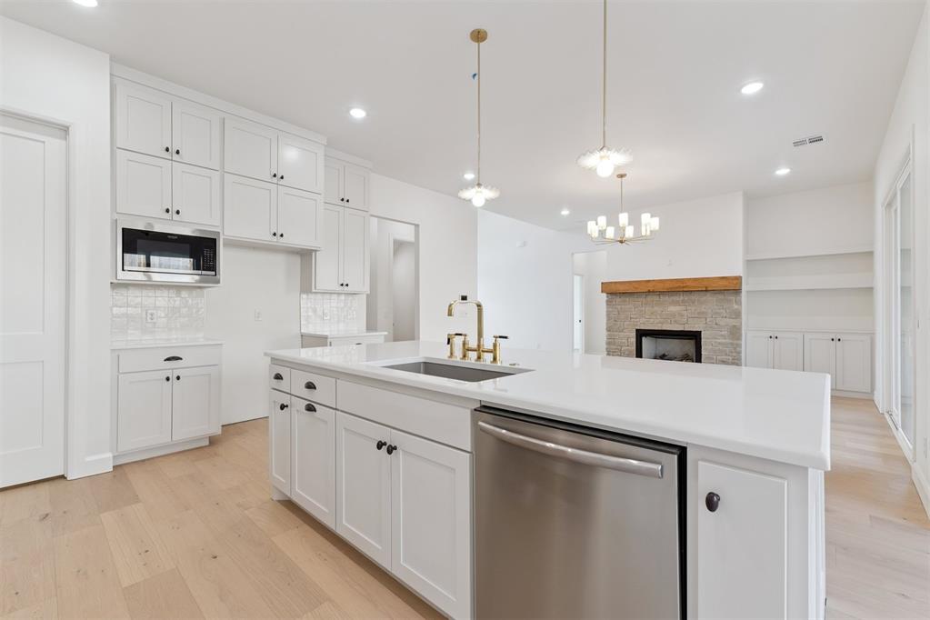 6017 Frankie Lynn Lane