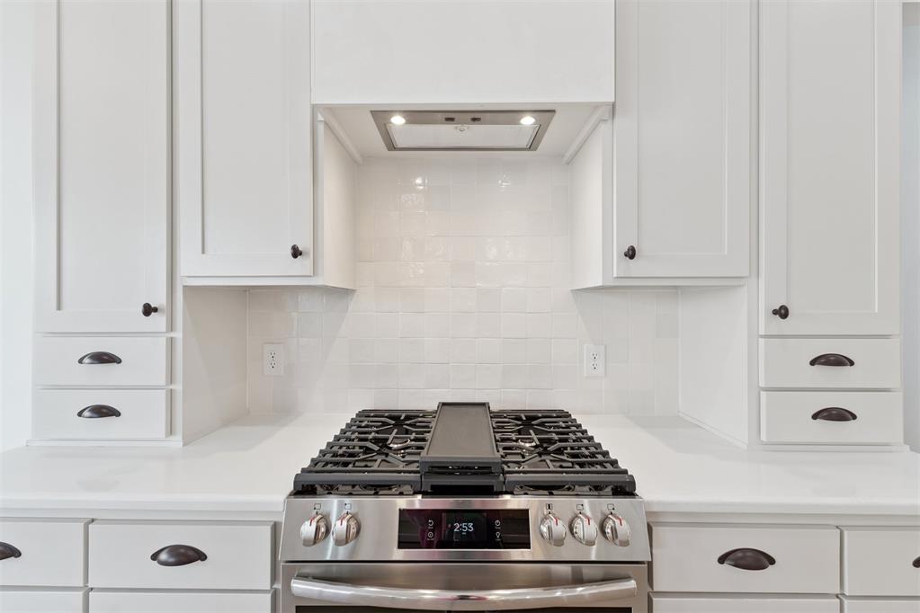 6017 Frankie Lynn Lane