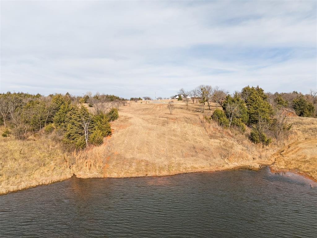 1330 Chestnut Cove