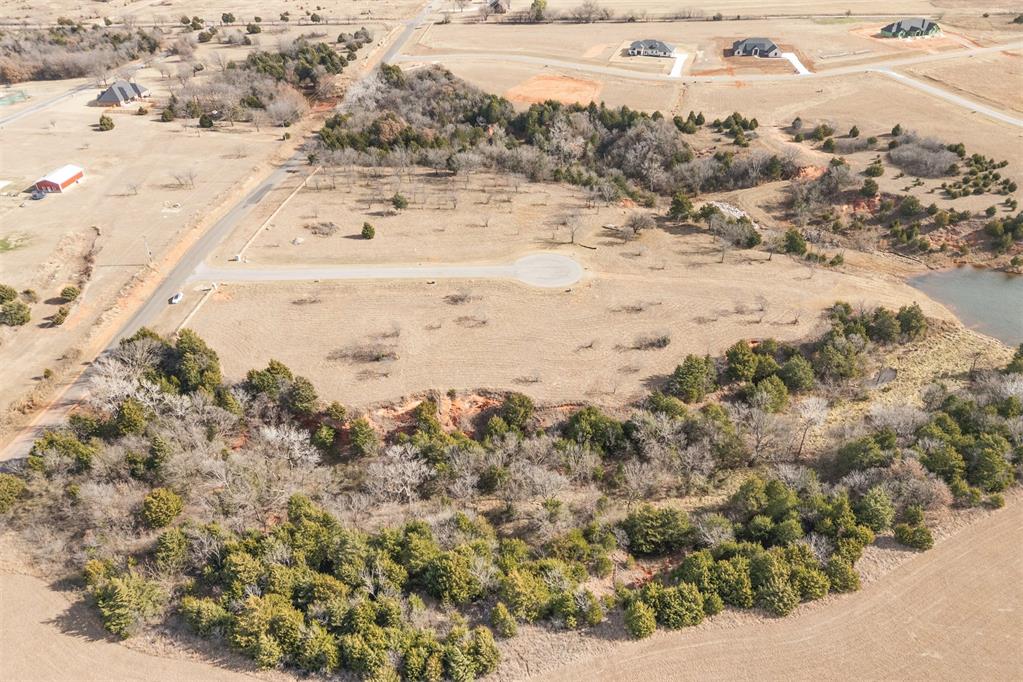 1250 Chestnut Cove Cove