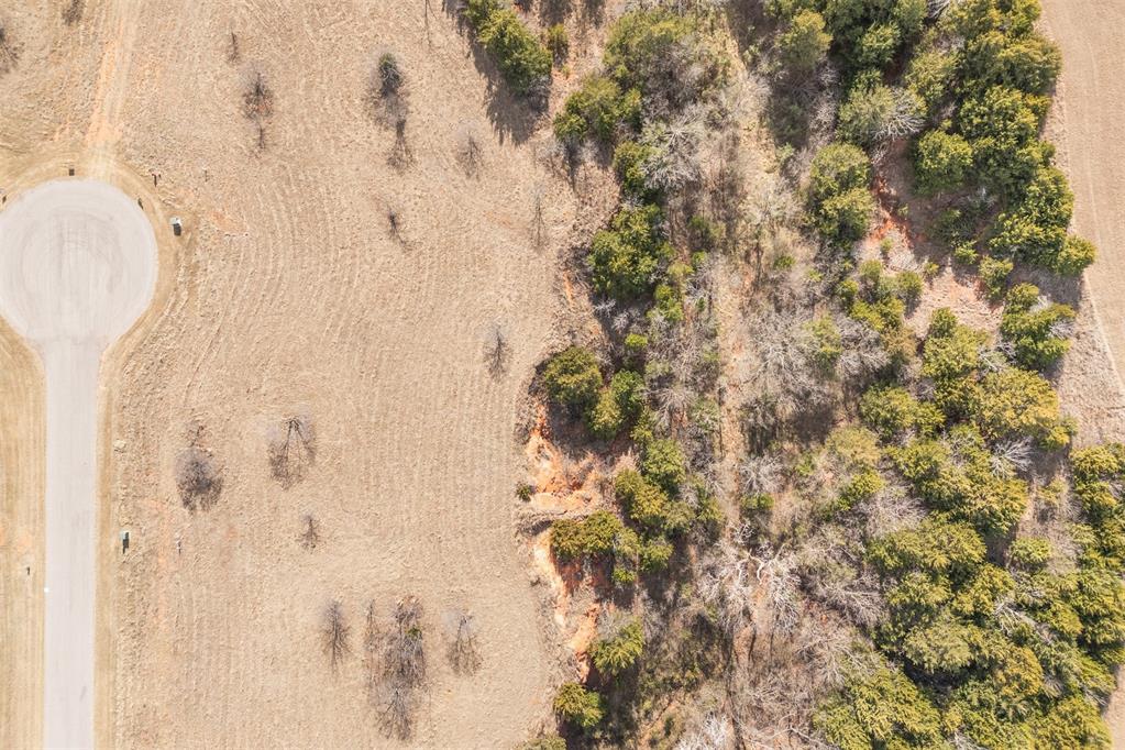 1250 Chestnut Cove Cove