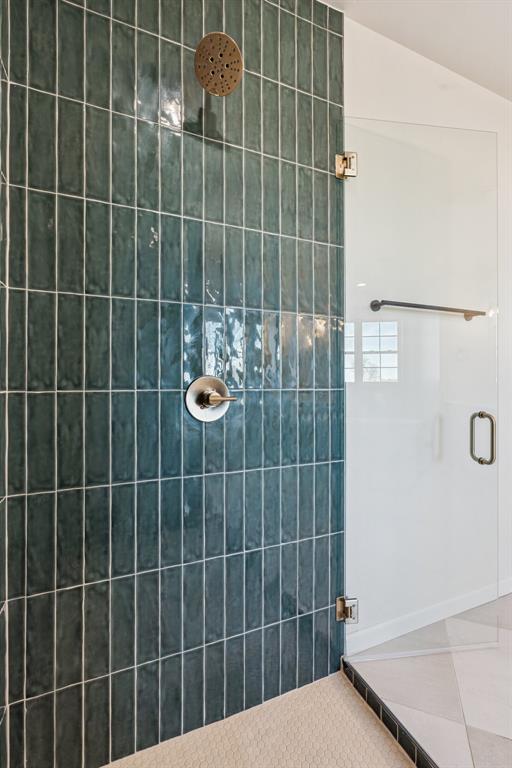 921 Meadow Park Road