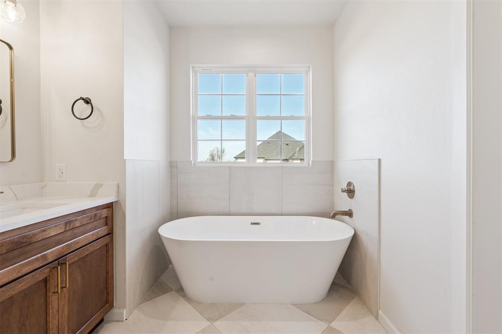 921 Meadow Park Road