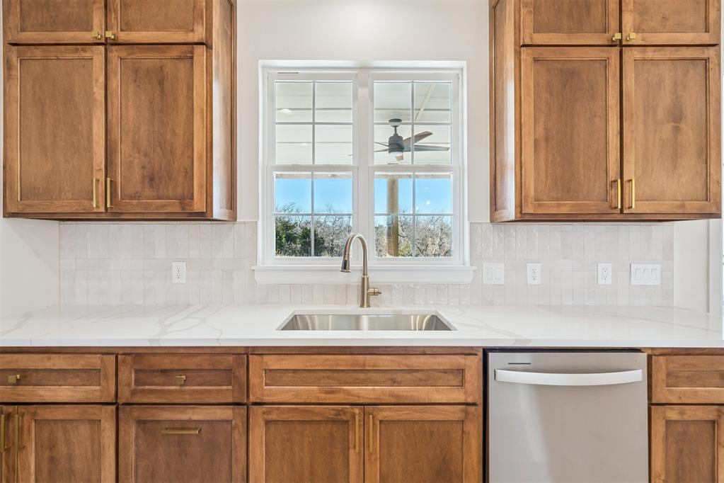 921 Meadow Park Road