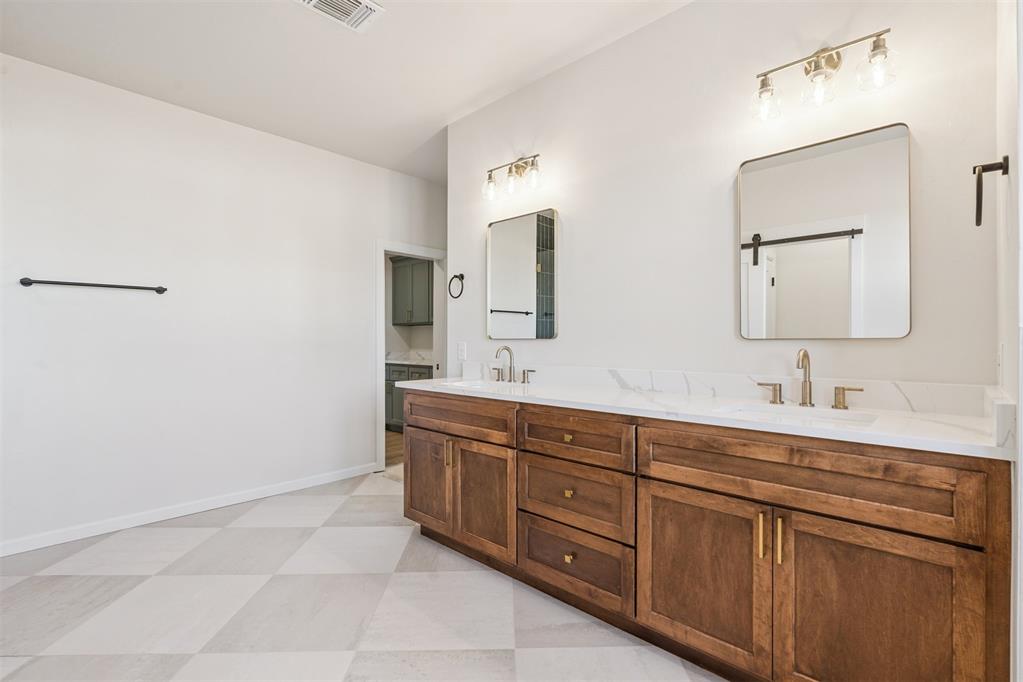 921 Meadow Park Road