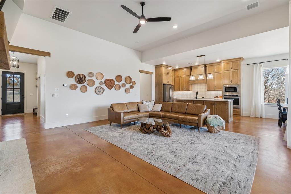 4400 W Forrest Hills Road