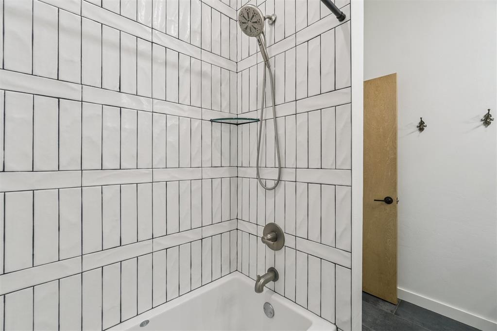 4400 W Forrest Hills Road