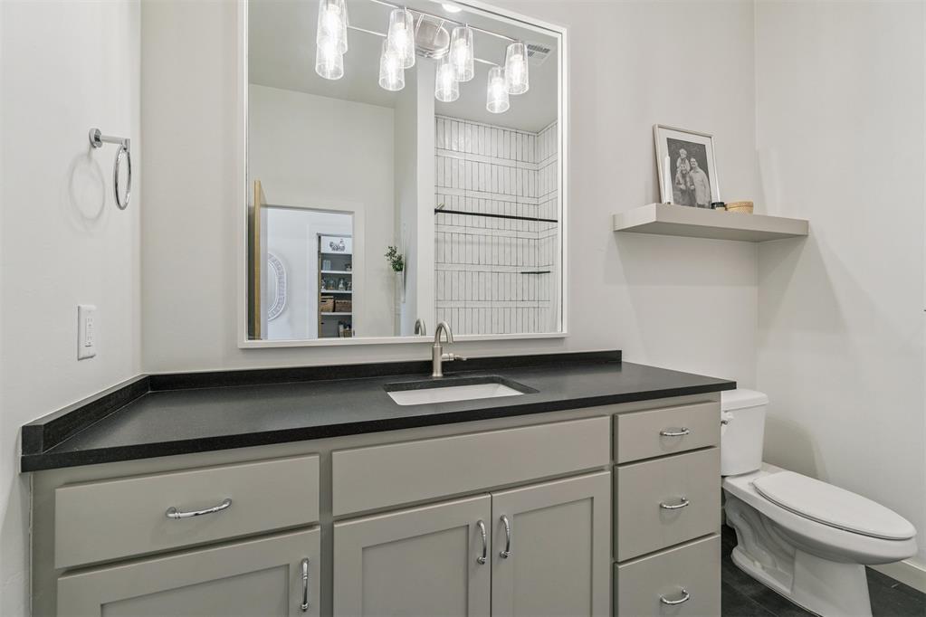 4400 W Forrest Hills Road