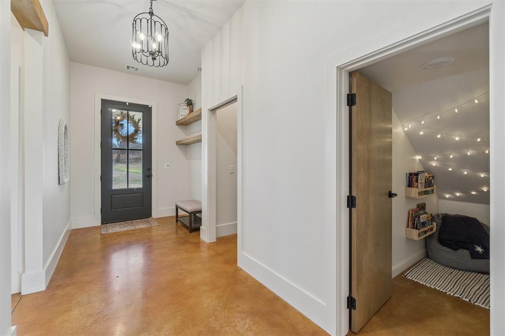 4400 W Forrest Hills Road