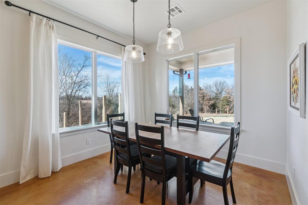 4400 W Forrest Hills Road