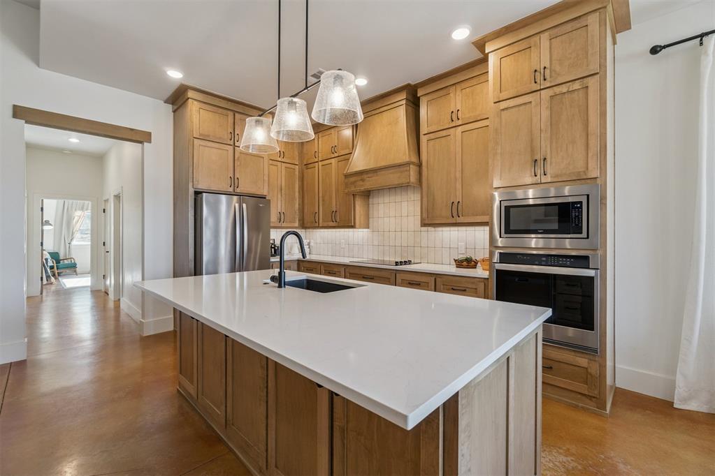 4400 W Forrest Hills Road