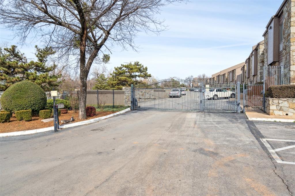 5910 N Pennsylvania Avenue Unit: 118