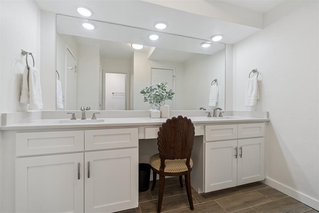 5910 N Pennsylvania Avenue Unit: 118