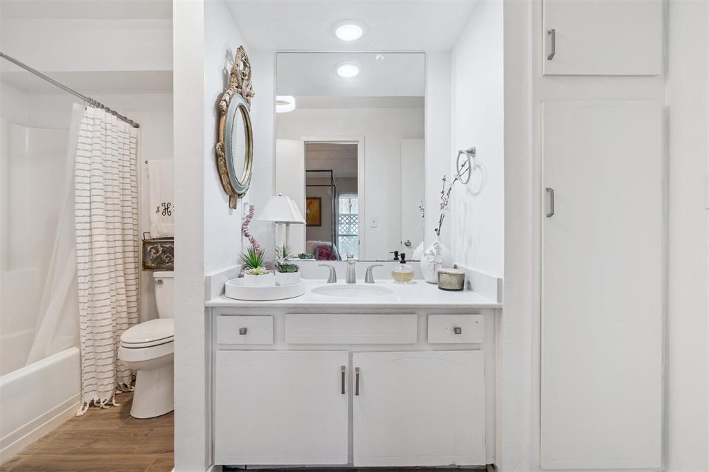 5910 N Pennsylvania Avenue Unit: 118