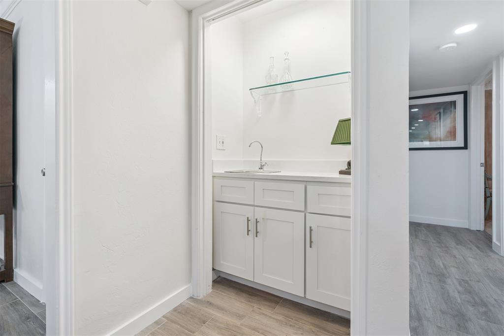 5910 N Pennsylvania Avenue Unit: 118