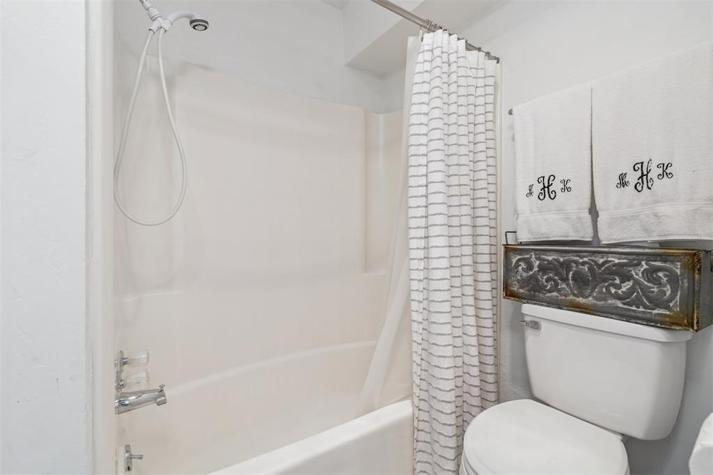 5910 N Pennsylvania Avenue Unit: 118