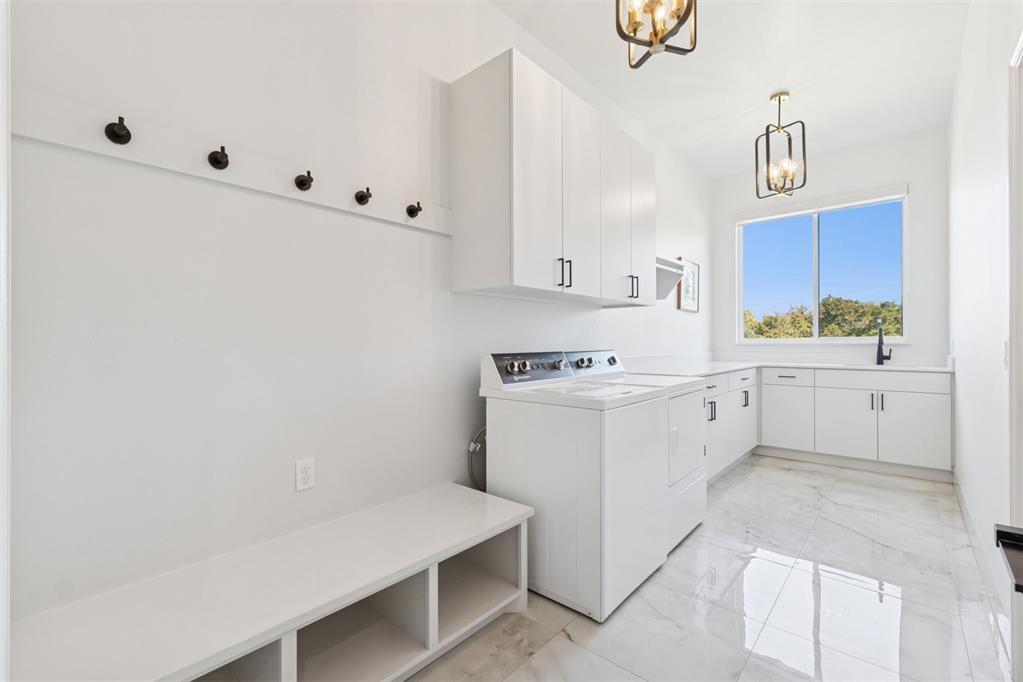 2700 Cherry Glen Drive