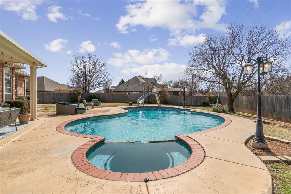 7428 NW 112th Street