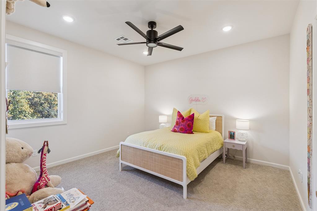 2932 Sandstone Ridge