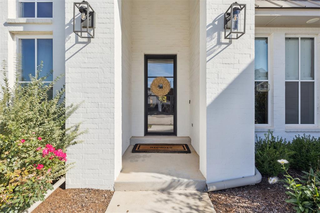 2932 Sandstone Ridge