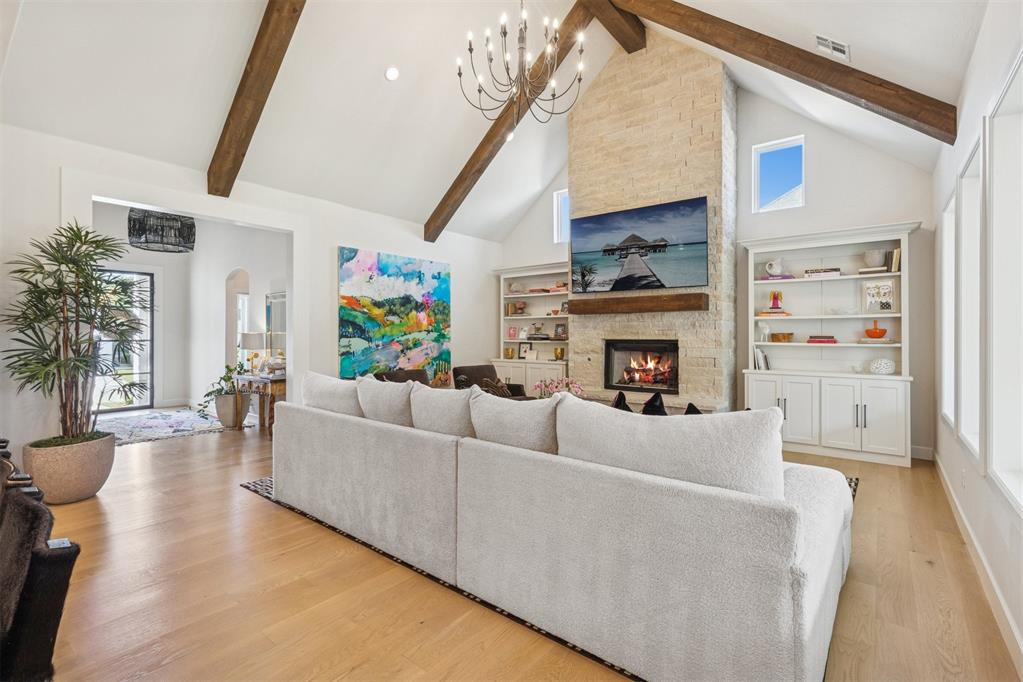 2932 Sandstone Ridge