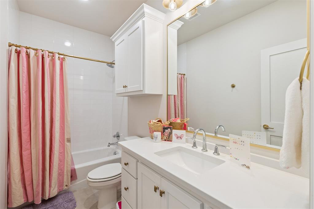 2932 Sandstone Ridge