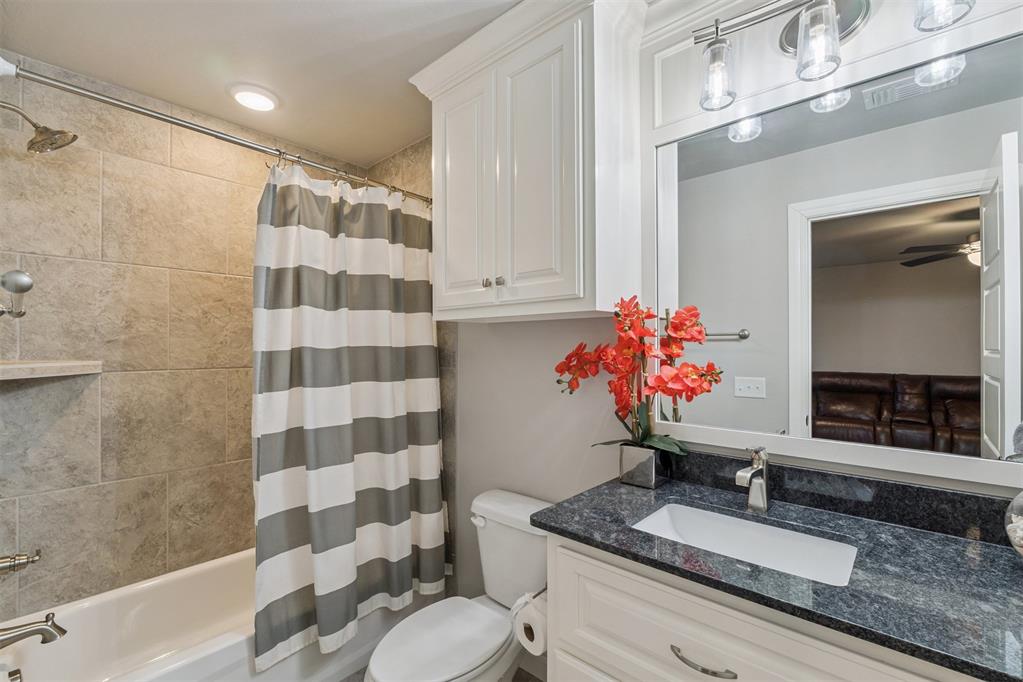 3141 Hunter Crest Drive