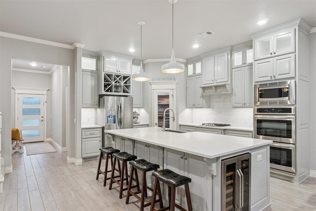 3141 Hunter Crest Drive