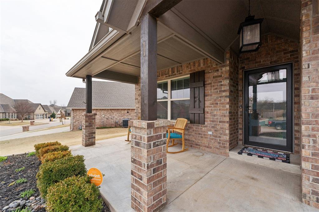 3141 Hunter Crest Drive