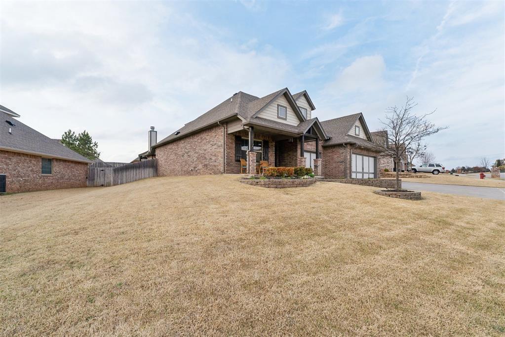 3141 Hunter Crest Drive