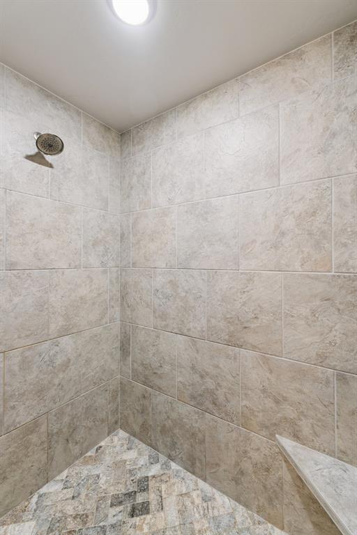 3141 Hunter Crest Drive