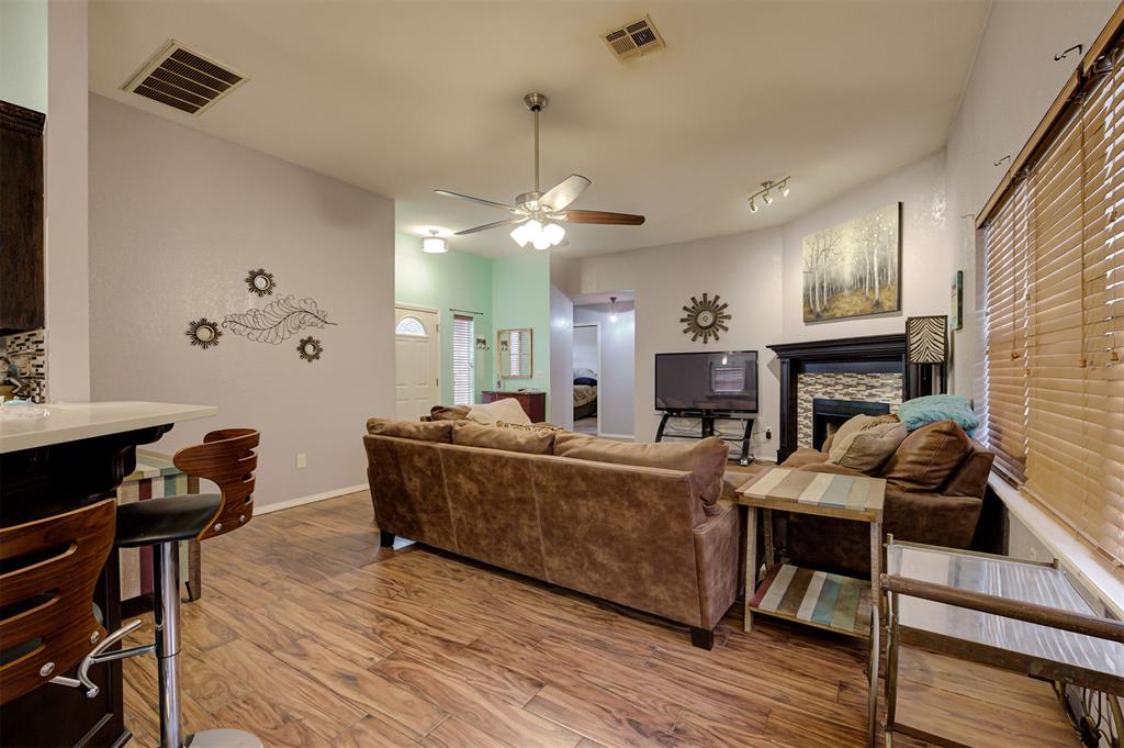2709 Dalewood Place
