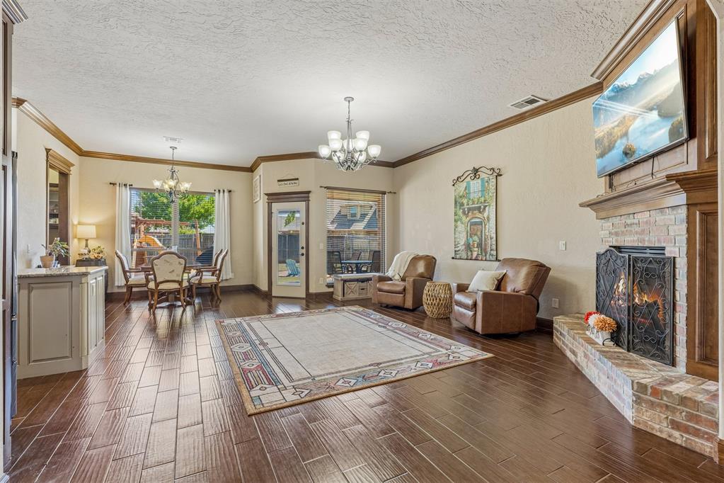 608 Prairie Hill Lane