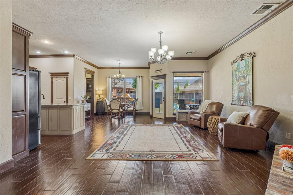 608 Prairie Hill Lane