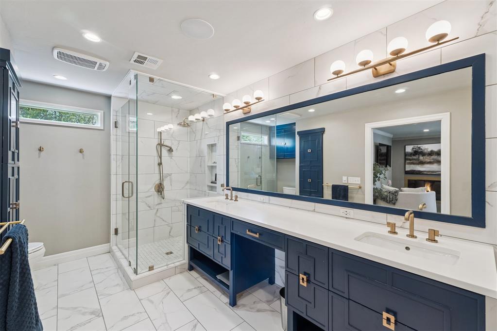 1201 Glenbrook Drive Unit: 1