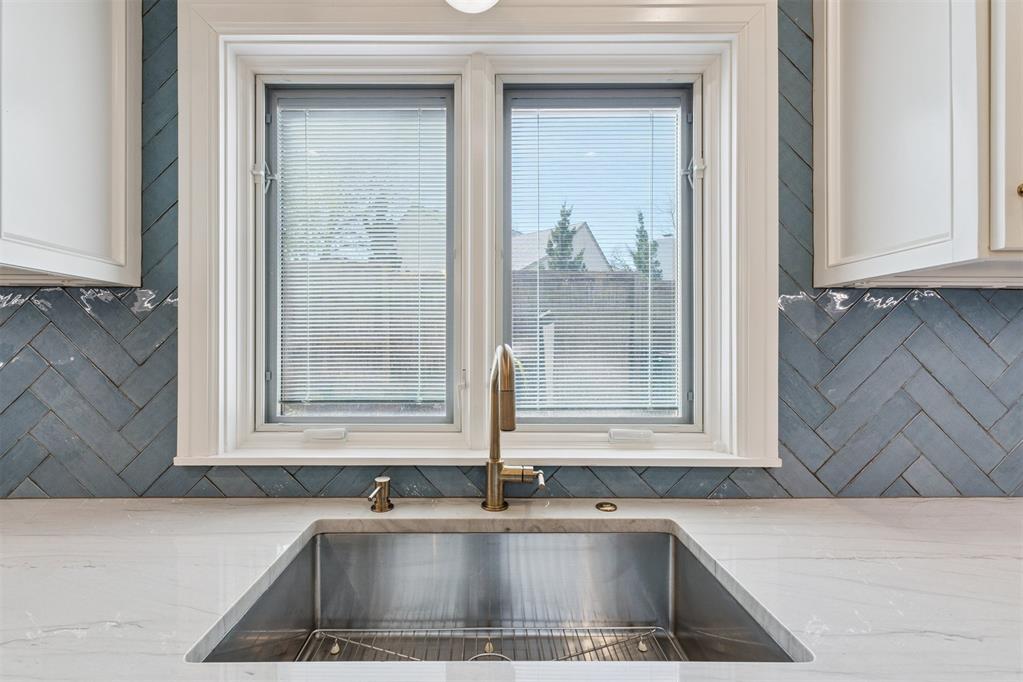 1201 Glenbrook Drive Unit: 1