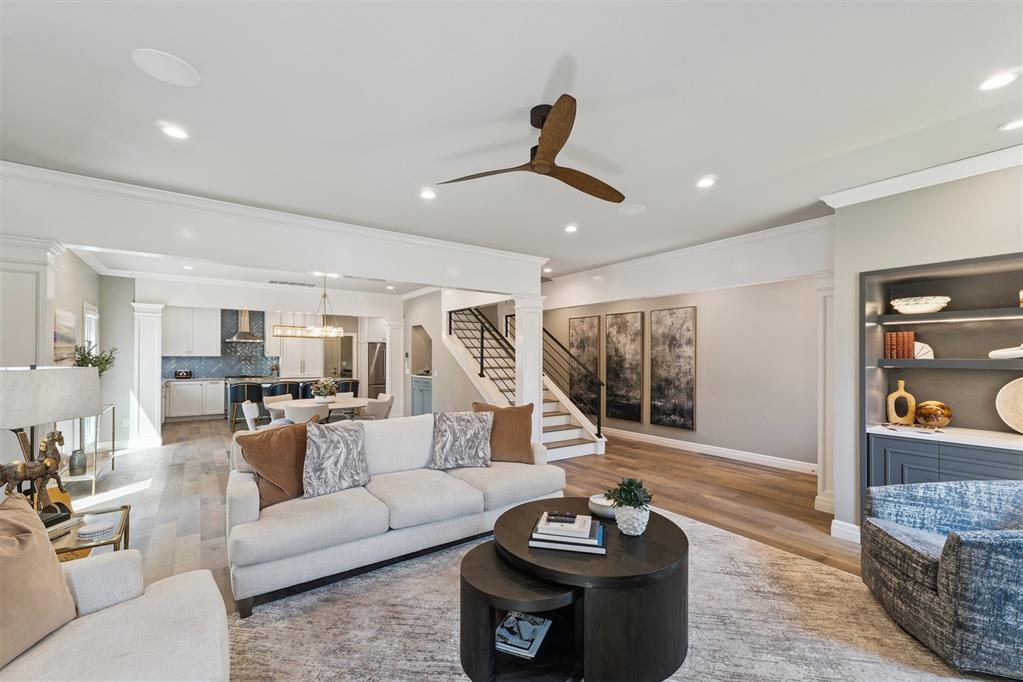 1201 Glenbrook Drive Unit: 1