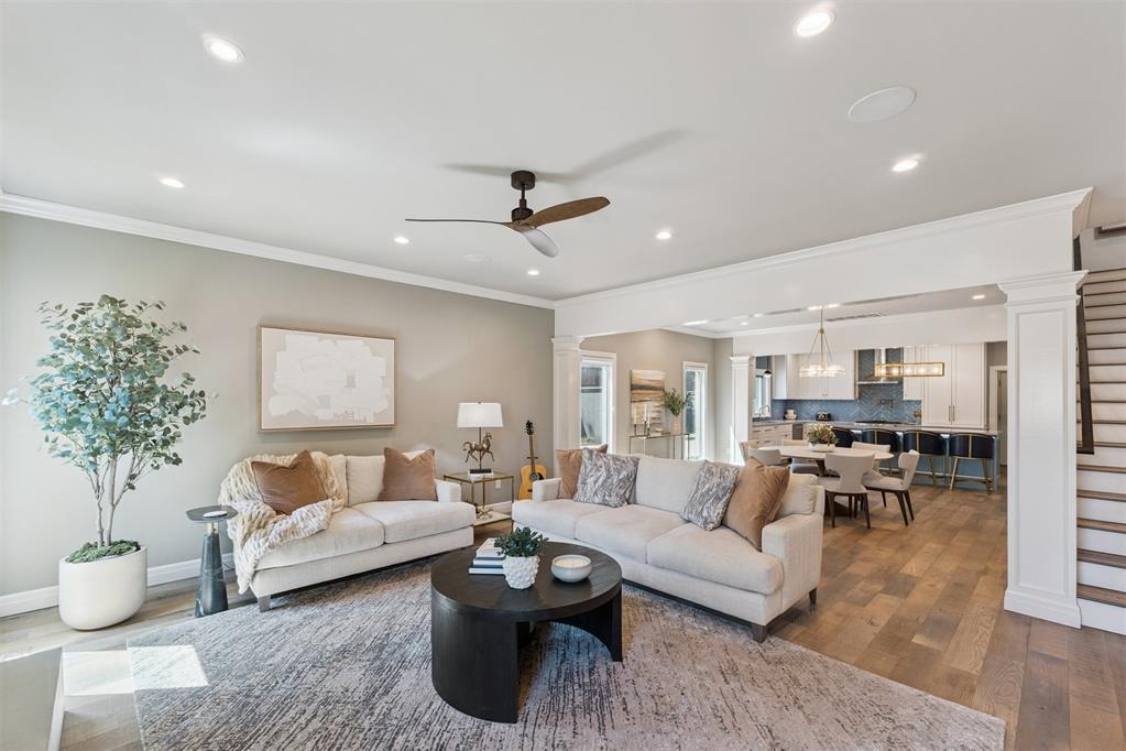 1201 Glenbrook Drive Unit: 1