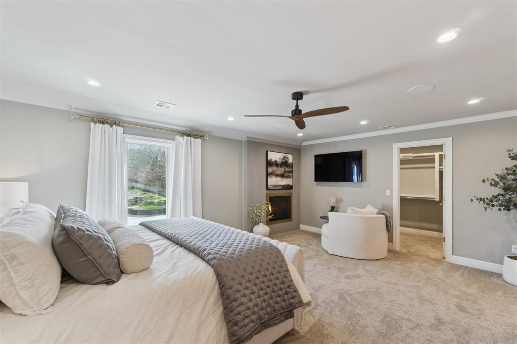 1201 Glenbrook Drive Unit: 1