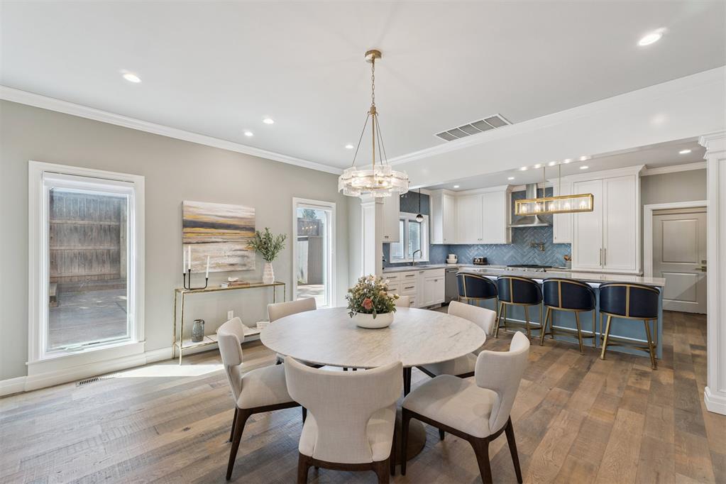 1201 Glenbrook Drive Unit: 1