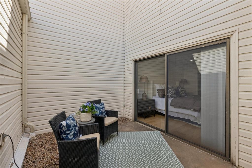 6325 N Villa Avenue Unit: 108