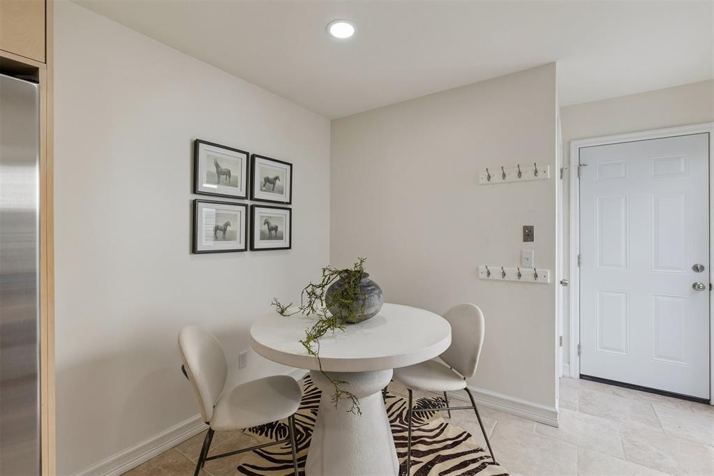 6325 N Villa Avenue Unit: 108