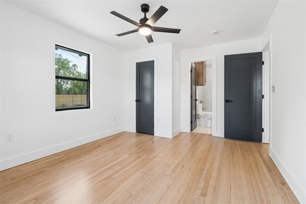 832 Oakbrook Drive